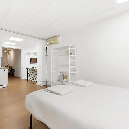 Charming In The Heart Of Gracia Apartament